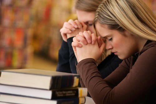 teens pray homeschool high school
